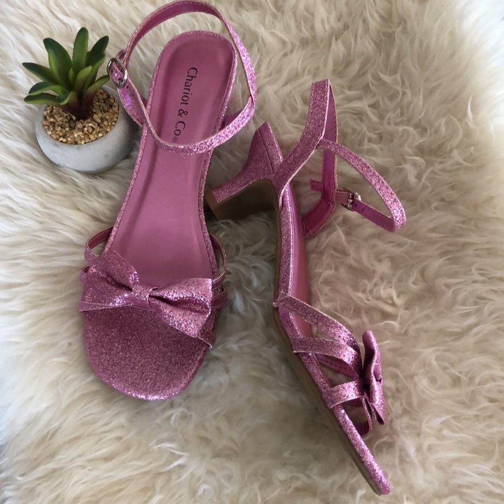 💕Chariot&Co PINK Sparkle BOW GLITTER 2” Kitten Heels Strappy SANDALS NWOB